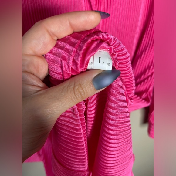 Dress - Picture 4 of 4